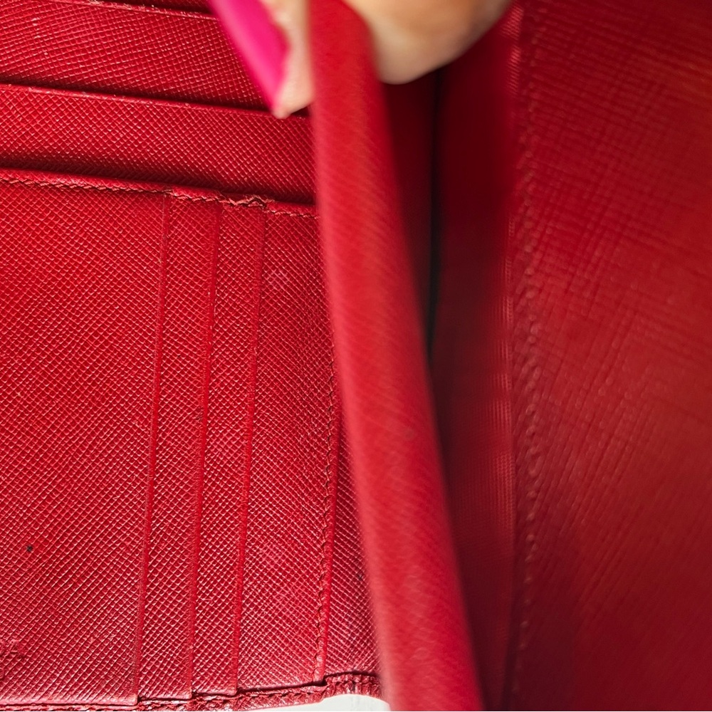 PRADA red Saffiano Leather Wallet. PRADA logo on flap. Preowned condition. - Picture 12 of 16